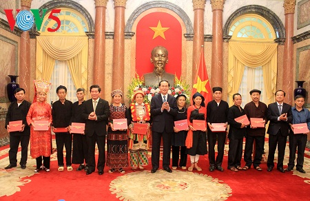 ដោះស្រាយអោយសមស្របរវាងការអភិរក្ស ពង្រីកតំលៃបេតិកភ័ណ្ឌវប្បធម៌ជនជាតិជាមួយការអភិវឌ្ឍន៍សេដ្ឋកិច្ច សង្គម